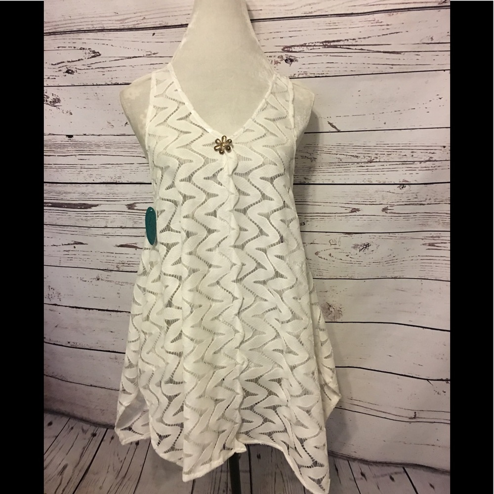 NWT Daisy Button Coverup